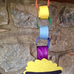 St. Patty’s Day Rainbow Chain Pot of Gold Craft!